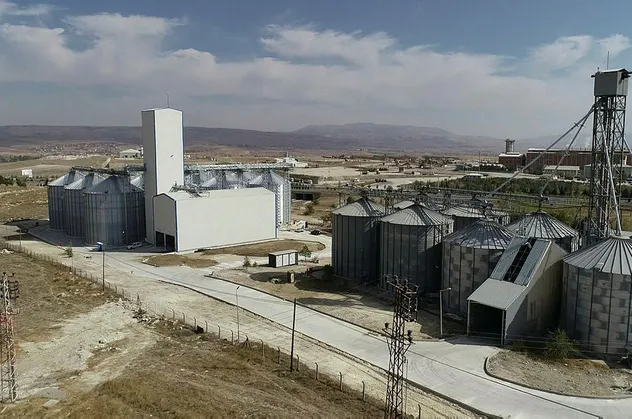 Çiftçi ve tüccarın kazançlı çıkacağı 20 milyon liralık proje tamamlandı