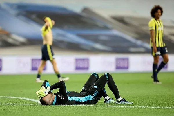 3 yılda 52 oyuncu alıp, 2 milyar TL harcadı! Fenerbahçe'de eleştirilerin hedefinde Başkan Ali Koç var-6