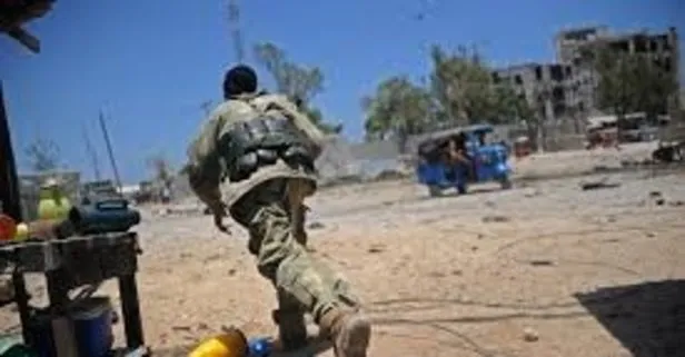 Son dakika: Somali’de güvenlik toplantısı yapılan başkanlık ofisinde patlama: 6 ölü