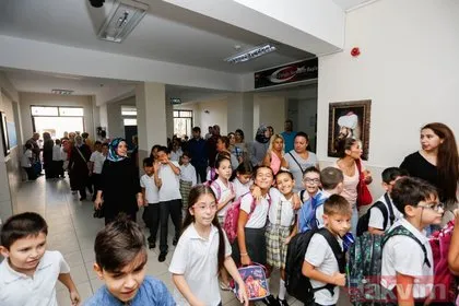 İstanbul’da 3 milyon 200 bin öğrenci için ders zili çalacak