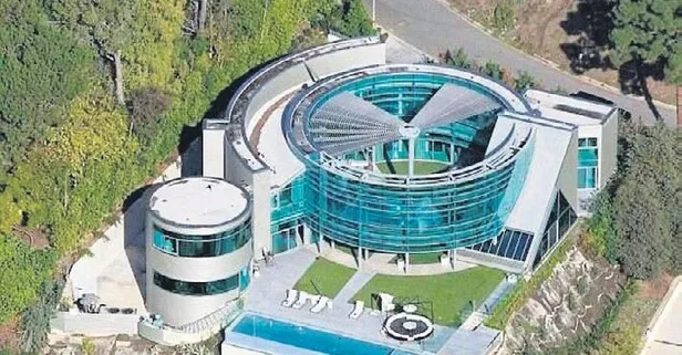 Justin Bieber ile eşi Hailey Baldwin'in malikanesi alay konusu oldu! Mutfak robotuna benzettiler