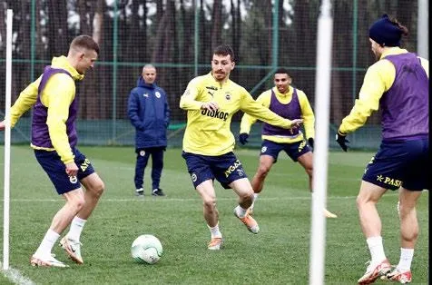 Beşiktaş Teknik Direktörü Rıza Çalımbay: "Kadro dışı kararını yönetimimiz verdi"-8