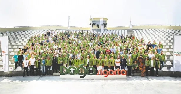 Acenteleriyle ön plana çıkıyor