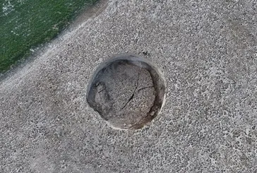 Konya'da yeni bir obruk oluştu! Tam 100 metre çapında: Uçak sesi gibiydi, meğer burası çökmüş