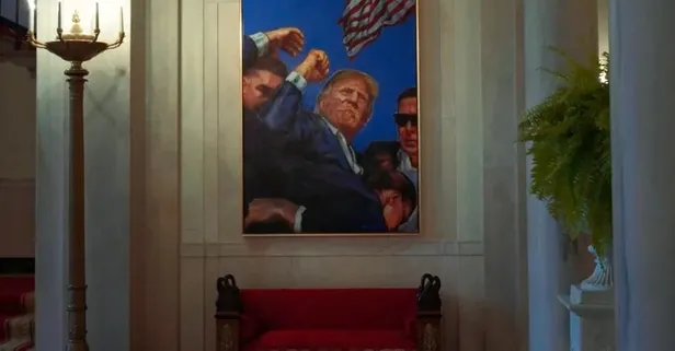 Beyaz Saray’da bir ilk! Trump Obama’yı kaldırdı kendi portresini astırdı