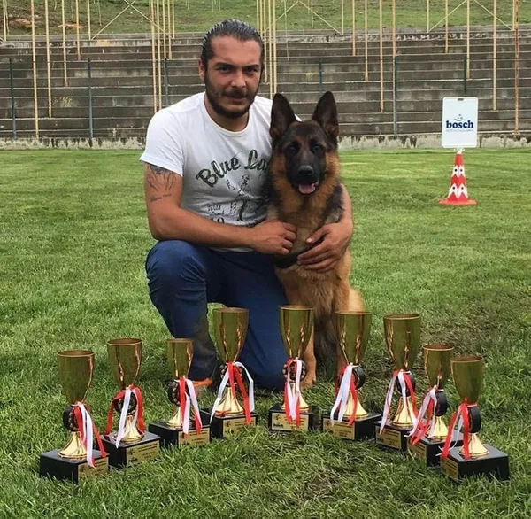 istanbulda-balkondan-duserek-hayatini-kaybeden-ukraynali-fotomodel-manken-anzelika-srabiantsin-son-sozleri-ortaya-cikti-1623504964527.jpg İstanbul'da rezidansın balkonundan düşerek ölen Ukraynalı fotomodel Anzelika Srabiants’ın son görüntüleri ortaya çıktı-8