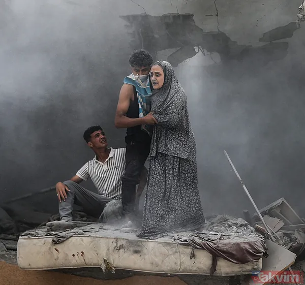 İsrail bir aileyi daha yok etti! Ateşkes kararına rağmen katliam: Deyr el Balah’ta enkazdan cesetler çıkarıldı - 1