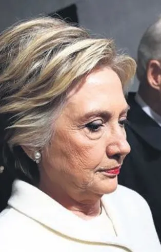 Hillary boşayacak