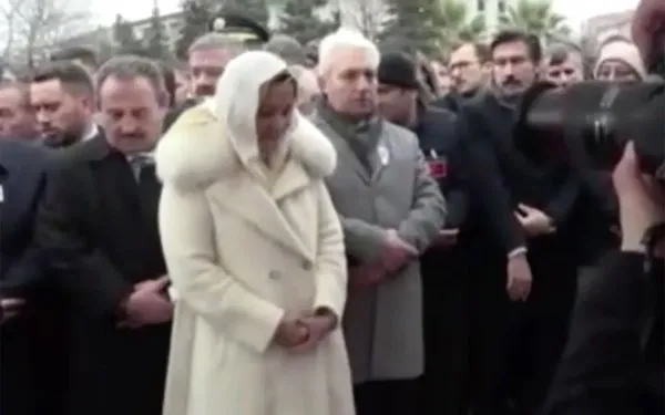 Skandal ifadelerle gündeme gelmişti! İYİ Partili Aylin Cesur'un ilk vukuatı değil!-2
