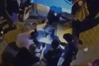 İstanbul'da eski sevgili dehşeti! Silahlı saldırıda iki kişi ağır yaralandı: Olay anı kamerada