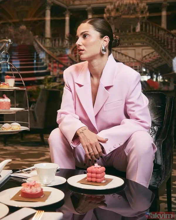 4 ay önce doğum yapan Nazlı Sabancı’dan anne-kız paylaşımı! Hacı Sabancı’nın biricik eşi yalıdan yayınladı! Minik Arzu Alara'yla... - 12