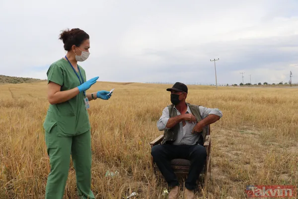 SON DAKİKA: Ankara Polatlı'da çiftçilerin Kovid-19 (koronavirüs) aşısı tarlada yapıldı - 15