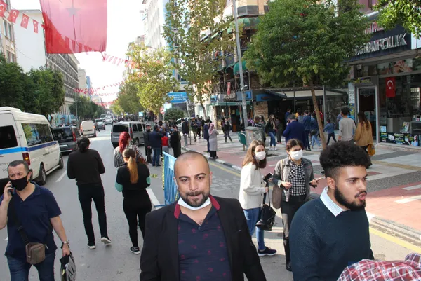 SON DAKİKA: İzmir'de 6,6 büyüklüğünde deprem! İşte İstanbul'dan da hissedilen deprem sonrası ilk görüntüler - 30