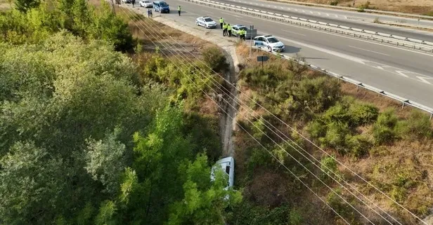 Sinop’ta akılalmaz olay! Polisin ’’dur’’ ihtarına uymadı şarampole uçtu: 2 yaralı