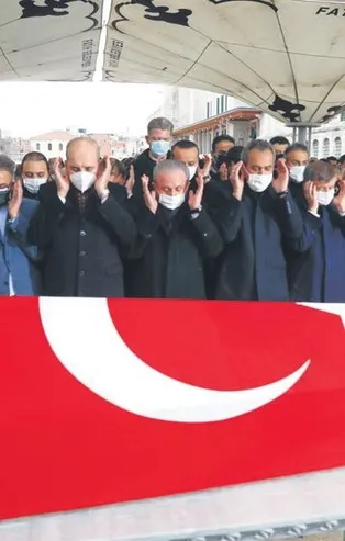 Teoman Duralı’ya son görev