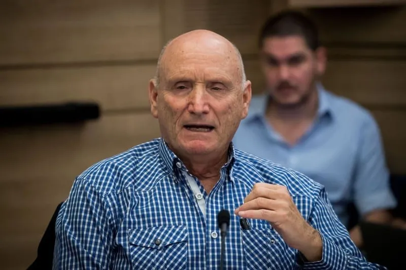 israilli-emekli-tumgeneral-yitzhak-brikten-bomba-itiraf-gazzede-hamasla-savasi-kaybettik-1710693564894.jpeg İsrailli emekli Tümgeneral Yitzhak Brik'ten bomba itiraf: Bedelini ağır ödüyoruz savaşı kaybettik-5