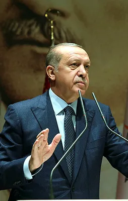 Bir gece ansızın geldik