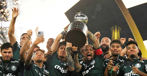 Copa Libertadores eski Galatasaraylı Felipe Melo'nun ellerinde yükseldi! Palmerias Santos'u tek golle geçti