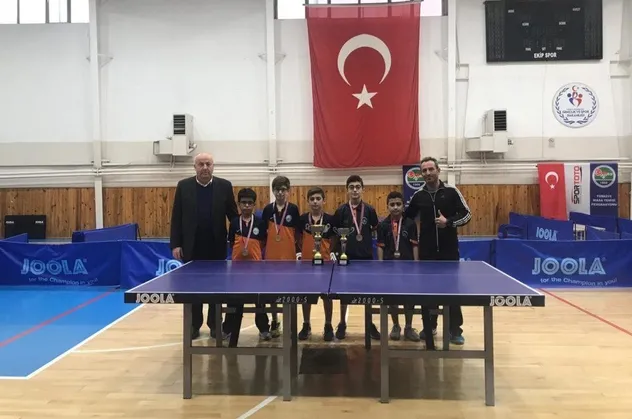Medeniyet’in rakibi yine Medeniyet Okulları