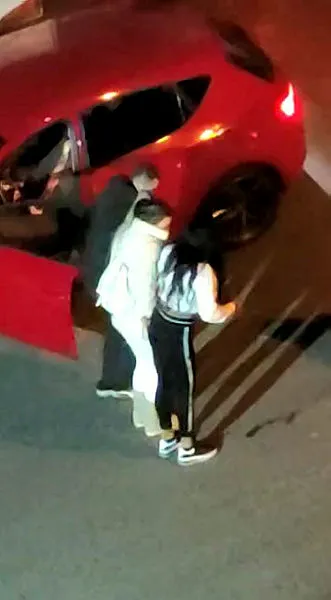 İstanbul'da bir mahalleliyi isyan ettiren görüntüler! Sokak ortasında fuhuş yapıyorlar