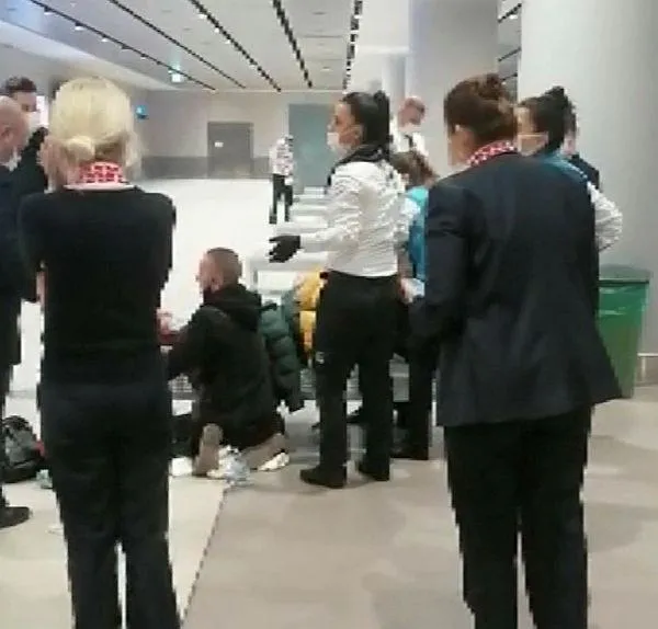 rusyadan-gelen-yolcu-istanbul-havalimaninda-dogum-yapti-1612729160774.jpeg Rusya'dan gelen yolcu İstanbul Havalimanı'nda doğum yaptı-4