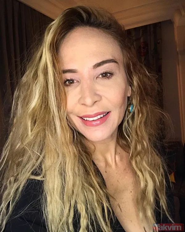 Ahu Sungur “Oyunculuk kim daha çıplak yarışı değil” dedi! Gözler onlara çevrildi: Hande Erçel, Pınar Deniz, Dilan Çiçek Deniz, Özge Özacar... - 10