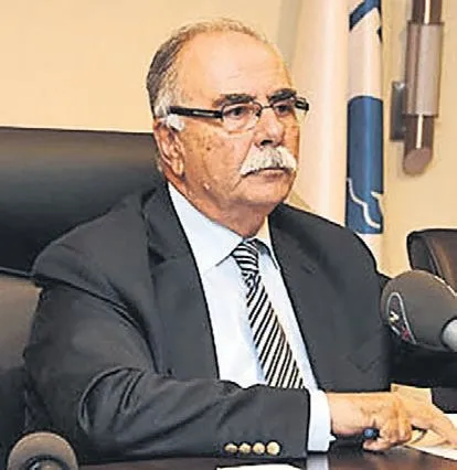 CHP’li Çanakkale Belediyesi'nden ünlü heykeltıraşı utandıran ayıp-4