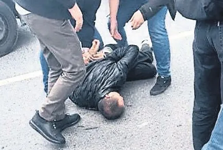 ‘Seyyar baz’lı 7 dolandırıcı