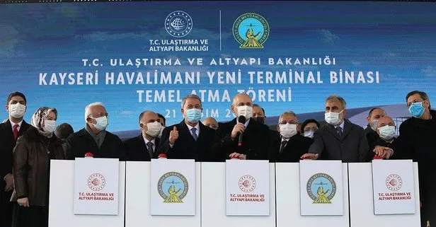 Ulaştırma ve Altyapı Bakanı Adil Karaismailoğlu Kayseri Havalimanı yeni terminal binası temel atma töreninde konuştu