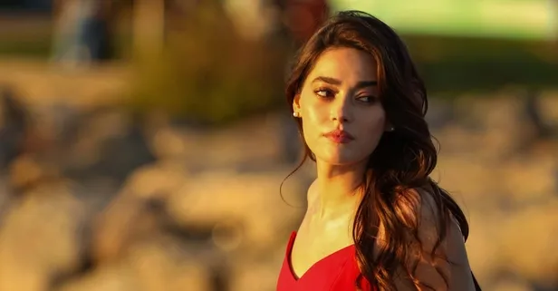 Simay Barlas yeni rolünü ve projeyi anlattı: Aynadaki Yabancı hepimize ayna tutacak!