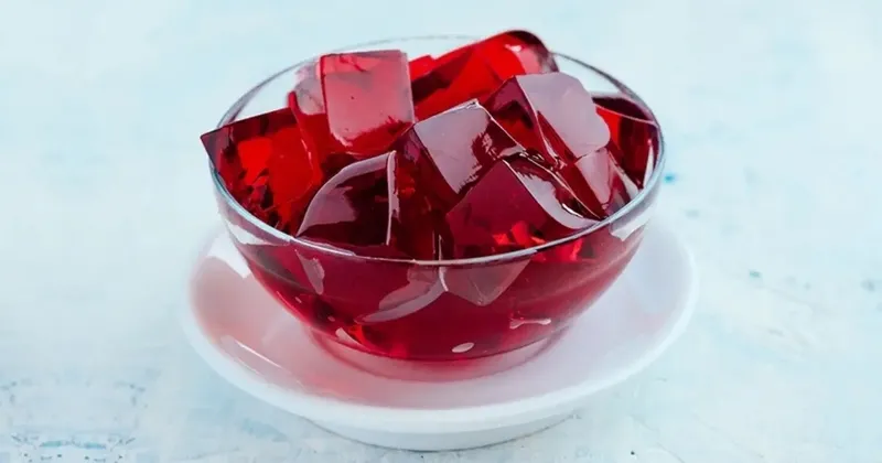 tek-lokmasi-bile-beyin-hucrelerini-curutuyor-meger-kasik-kasik-tuketiliyormus-1729954346132.jpeg (Takvim Foto Arşiv)