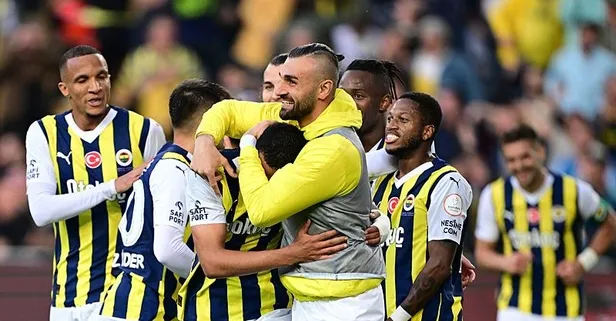 U19 motivasyonu! Fenerbahçe yönetimi ve teknik heyeti, oyuncuları derbiye hazırlıyor