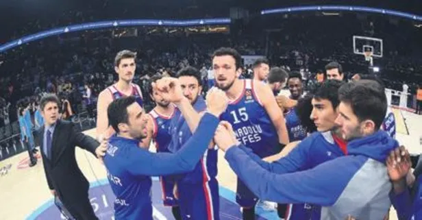 Anadolu Efes Rusya’da Khimki ile karşılaşıyor (Yurttan ve dünyadan spor gündemi)