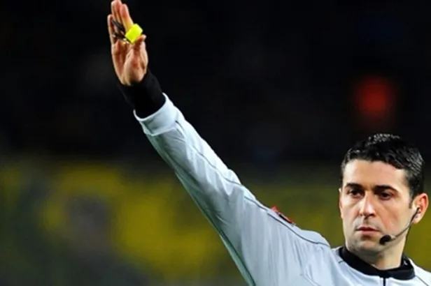 hakan-ceylan-kimdir-kac-yasinda-fenerbahce-besiktas-derbisinin-var-hakemi-hakan-ceylan-nereli-yonettigi-maclar-1639899096828.jpg Hakan Ceylan kimdir, kaç yaşında? Fenerbahçe-Beşiktaş derbisinin VAR hakemi Hakan Ceylan nereli? Yönettiği maçlar...-3