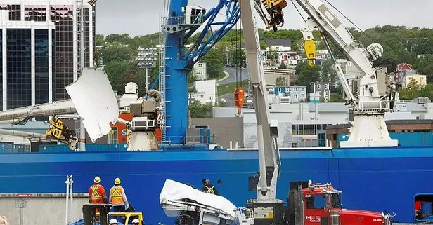 5 kişiye mezar kayıp deniz altının bazı parçaları karaya çıkarıldı