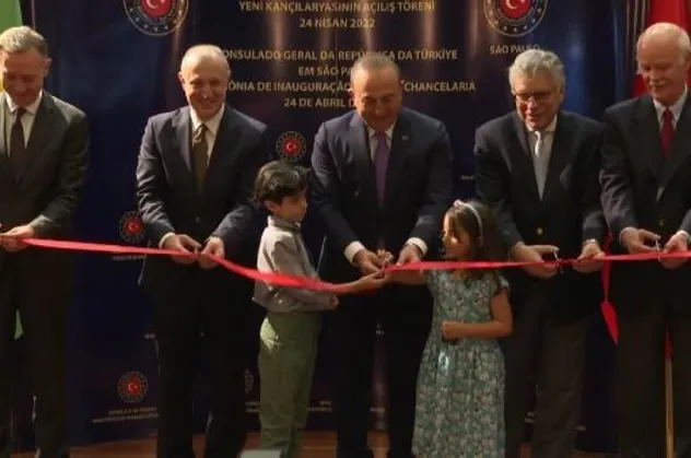 Sao Paulo Başkonsolosluğu yeni binasının açılış töreninde sürpriz konuk! Çavuşoğlu: Şimdi tam tersine döndü