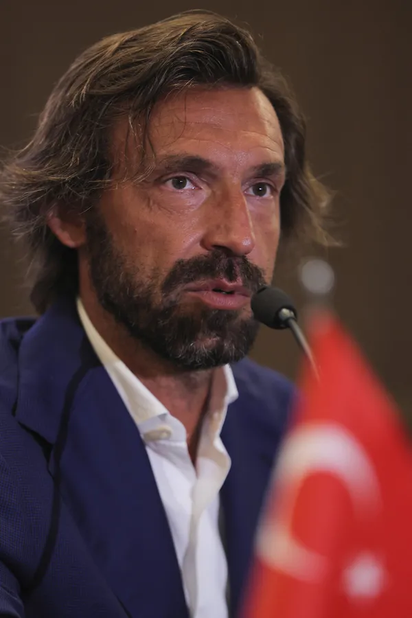 fatih-karagumruk-transfer-haberleri-andrea-pirlo-eski-yildizini-getirmeye-hazirlaniyor-flas-isim-1655964685653.jpg Fatih Karagümrük transfer haberleri: Ramsey Karagümrük'e geliyor mu? takvim.com.tr gerçeklere ulaştı...-2