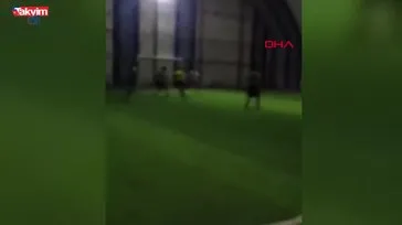 Halı saha maçında kalp krizi geçirip öldü