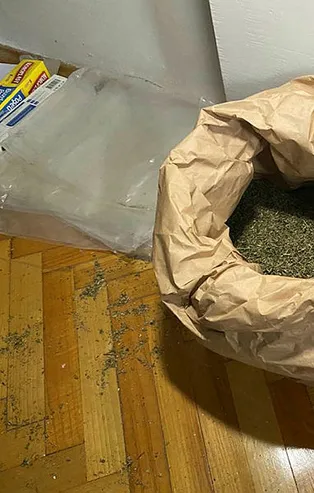 Pendik'te 100 kilo uyuşturucu ele geçirildi