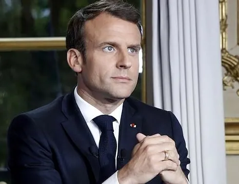 Macron, PKK’lıları Elysee Sarayı’nda ağırladı