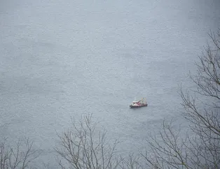 Bartın’da batan geminin enkazı sudan çıkarılıyor