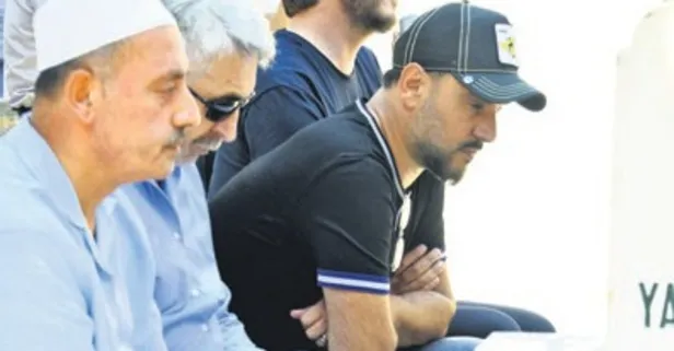 Alişan kardeşi Selçuk Tektaş’ın 4. ölüm yıl dönümünde gözyaşlarını tutamadı