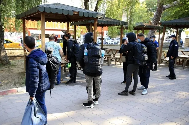 Kırklareli'nde 22 düzensiz göçmen yakalandı