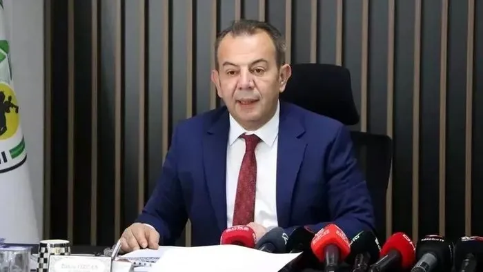 1702357985963.jpeg CHP'li Tanju Özcan verdiği tüm sözleri unuttu! 50 vaadin sadece 5'ini yerine getirdi! Ne var ne yoksa sattı-7