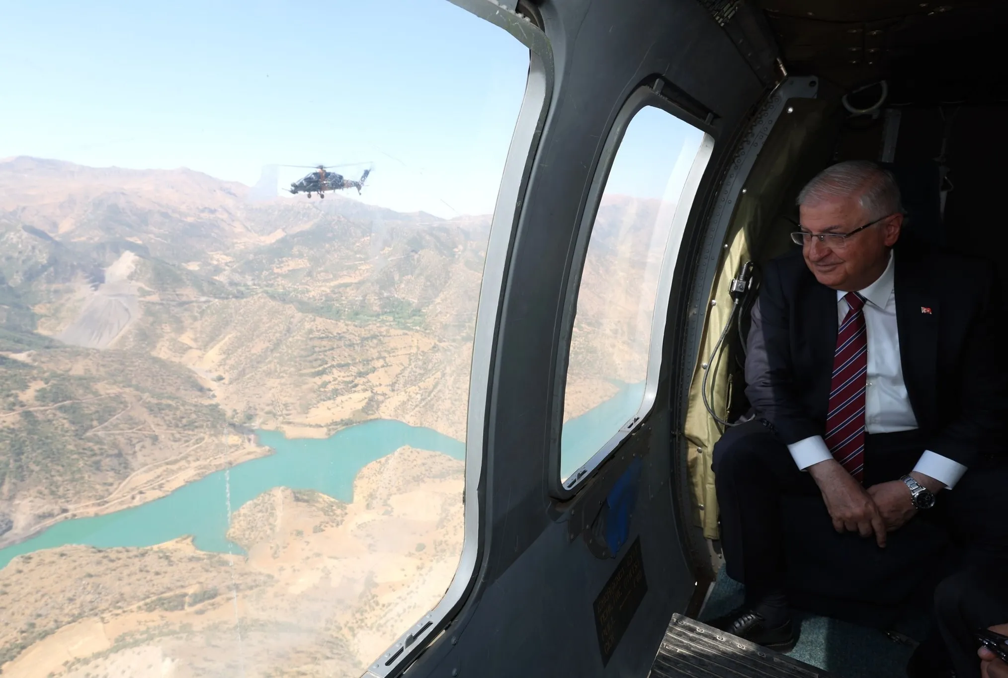 Bakan Güler Hakkari’de