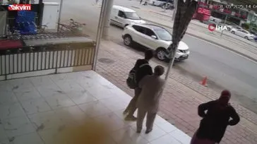 Antalya’da sokak kavgası kamerada: 4 yaralı