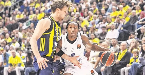 Fenerbahçe Beko Euroleague’de varlık gösteremeyen Efes’i farklı devirdi