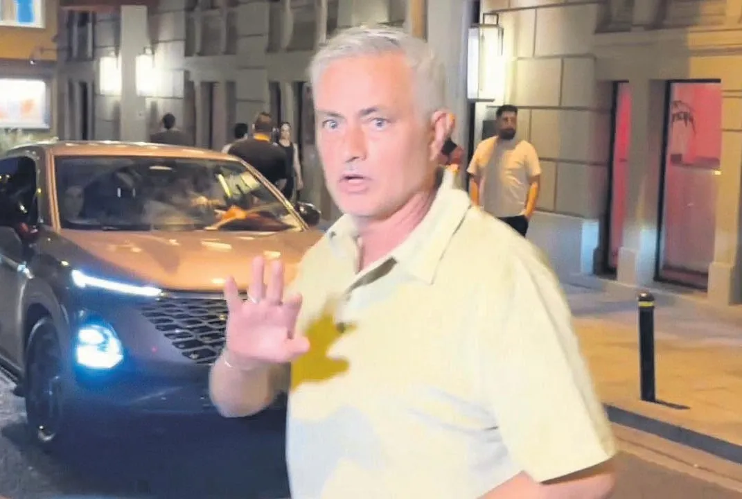 Mourinho gecelerde!