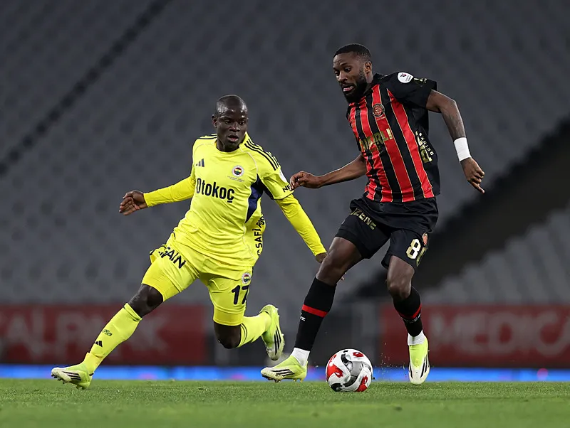 Spor yazarları Fatih Karagümrük - Fenerbahçe maçını değerlendirdi! "Ruhsuzluk" - 14