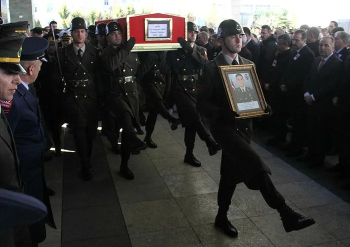 pence-kilit-sehidi-piyade-tegmen-eril-alperen-emirin-duygulandiran-videosu-ortaya-cikti-ben-geliyorum-haberini-1702473371719.jpeg Pençe-Kilit şehidi Piyade Teğmen Eril Alperen Emir'in duygulandıran videosu ortaya çıktı: Ben geliyorum haberiniz olsun-4